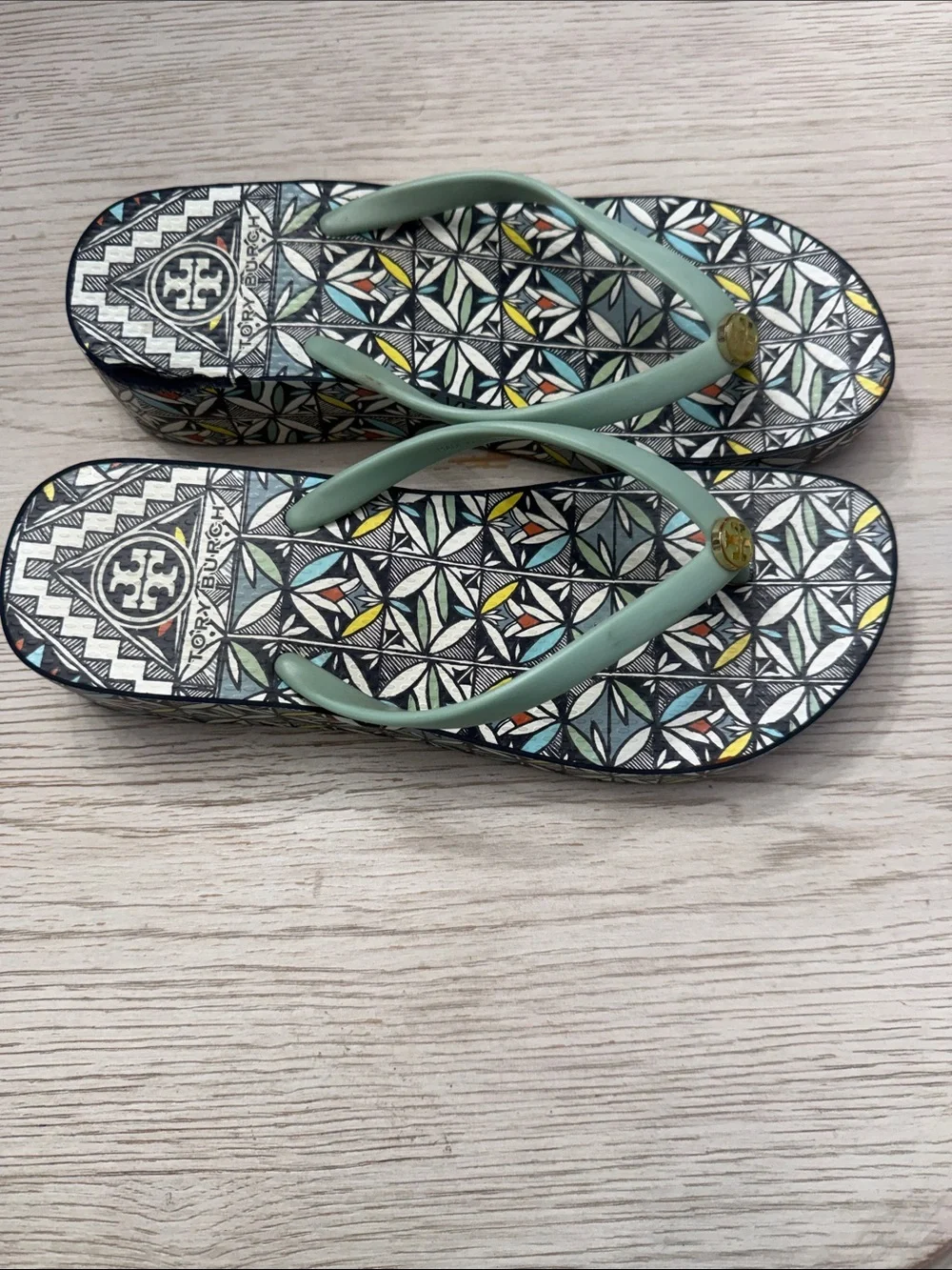TORY BURCH THANDIE RUBBER WEDGE FLIP FLOP size 8